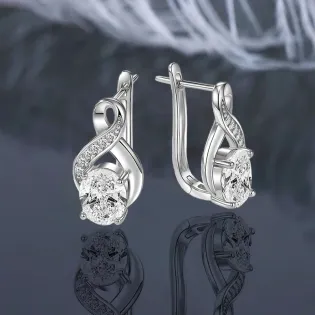 IOGOU 2.0ct Oval Cut Moissanite Infinite Hoop Earrings for Women 925 Silver Infinity Clip Earrings 7x9mm Lab Diamond Jewel Studs
