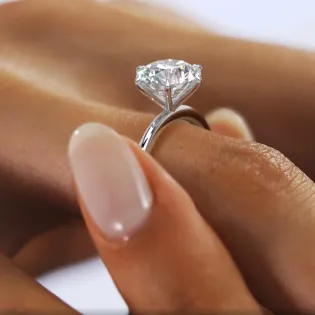 IOGOU 0.5ct/1ct/2ct Solitaire Moissanite Rings with Certificate Original 925 Silver Ring Band Women Engagement Wedding Jewelry